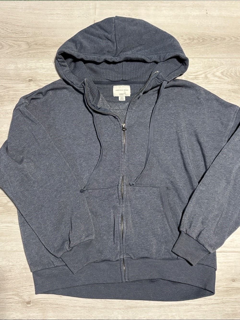 Super comfy women’s navy zip up AE Size Small